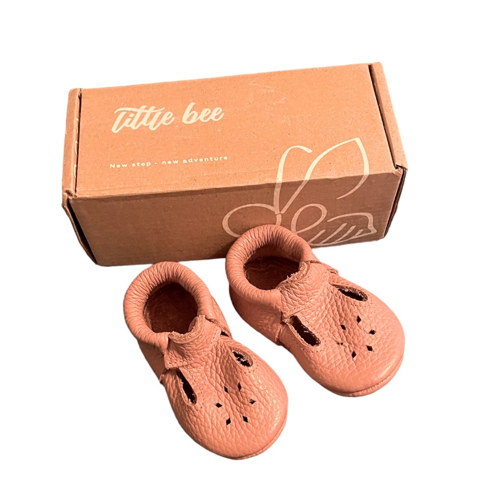 Genuine Leather ✨Little Bee Baby Moccasins✨